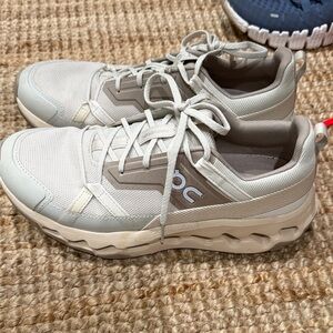 ON Women's Cream and Tan Sneakers